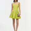 Ausgestelltes Mini-Kleid