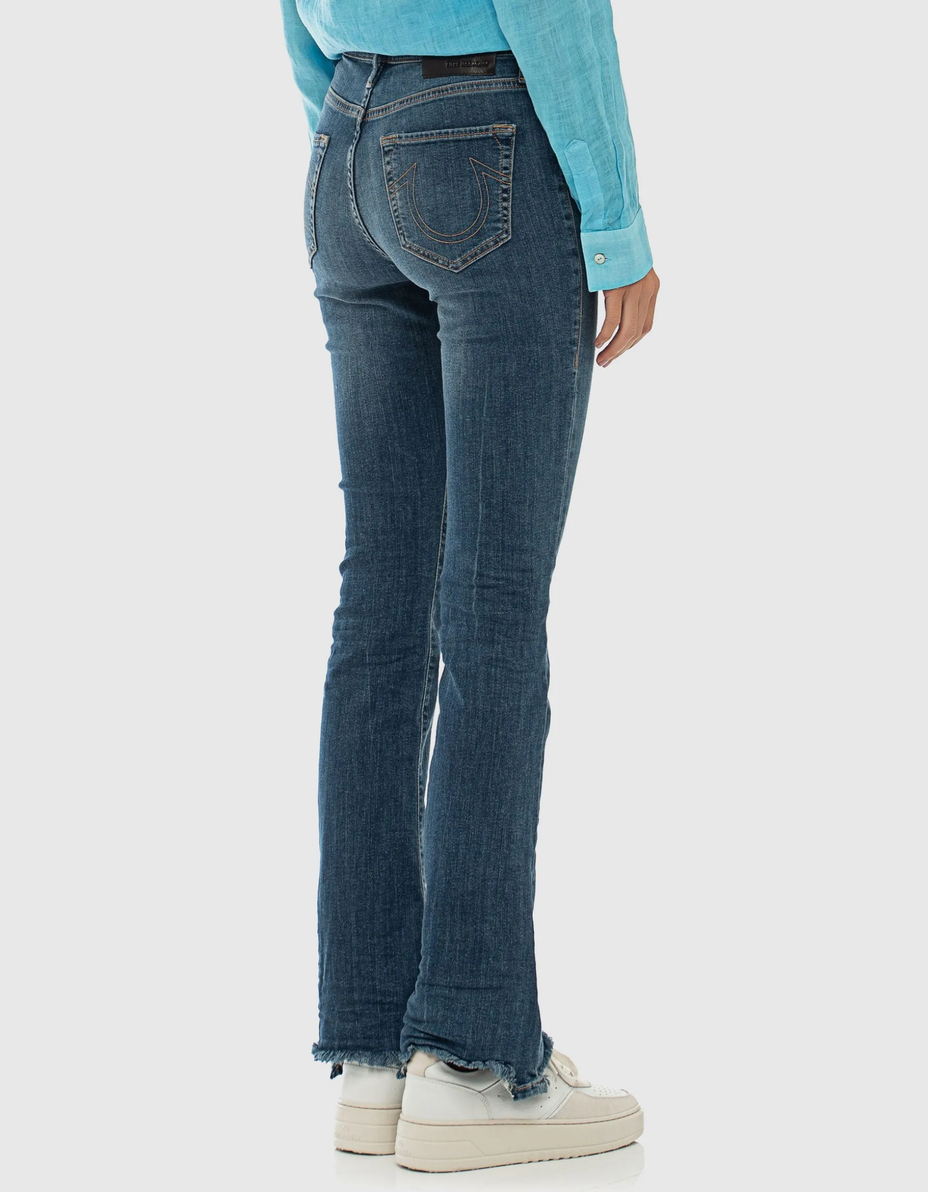 Bootcut-Jeans mit offenem Saum