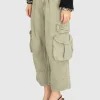 Cropped-Wide-Leg Cargo-Jeans