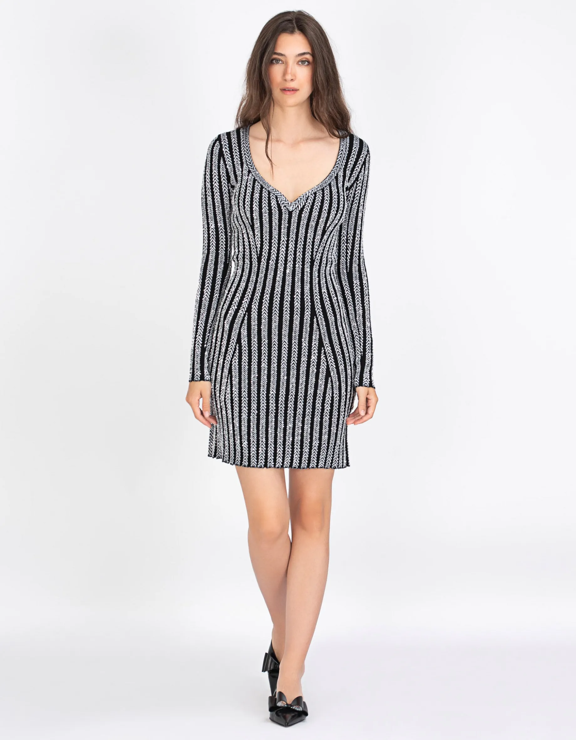 Feinstrickkleid mit Pailletten