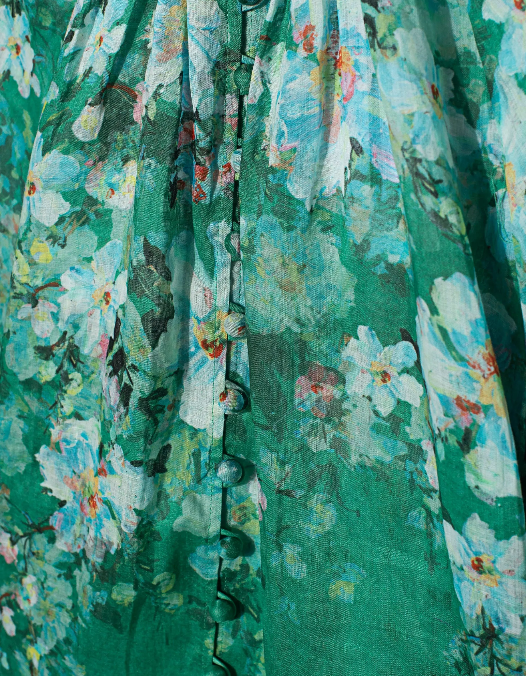 Florale Bluse Everley mit dekorativen Knöpfen