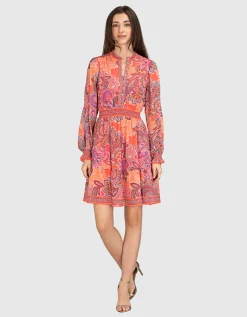 Gemustertes Kleid