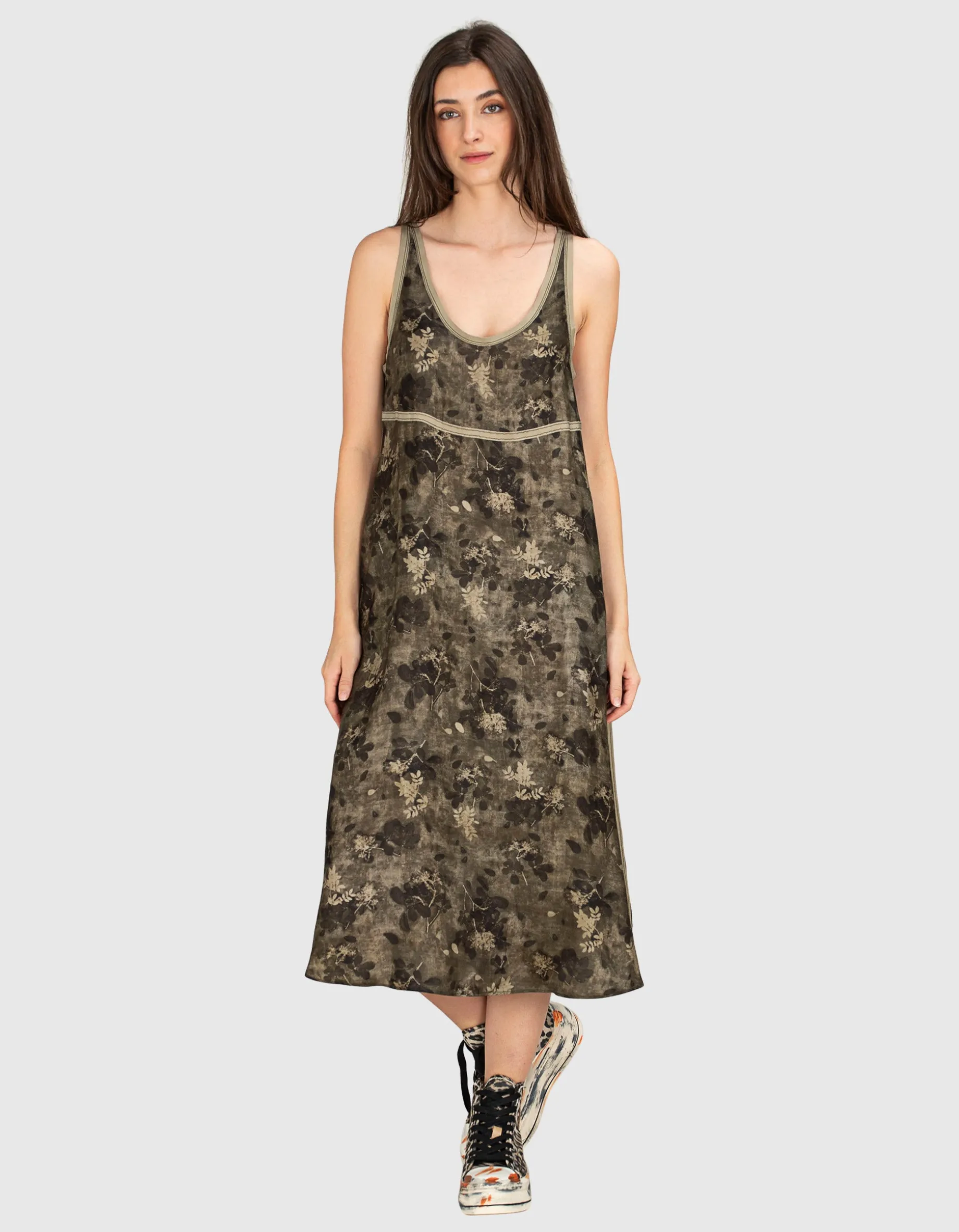 Gemustertes Kleid mit Eingrifftaschen