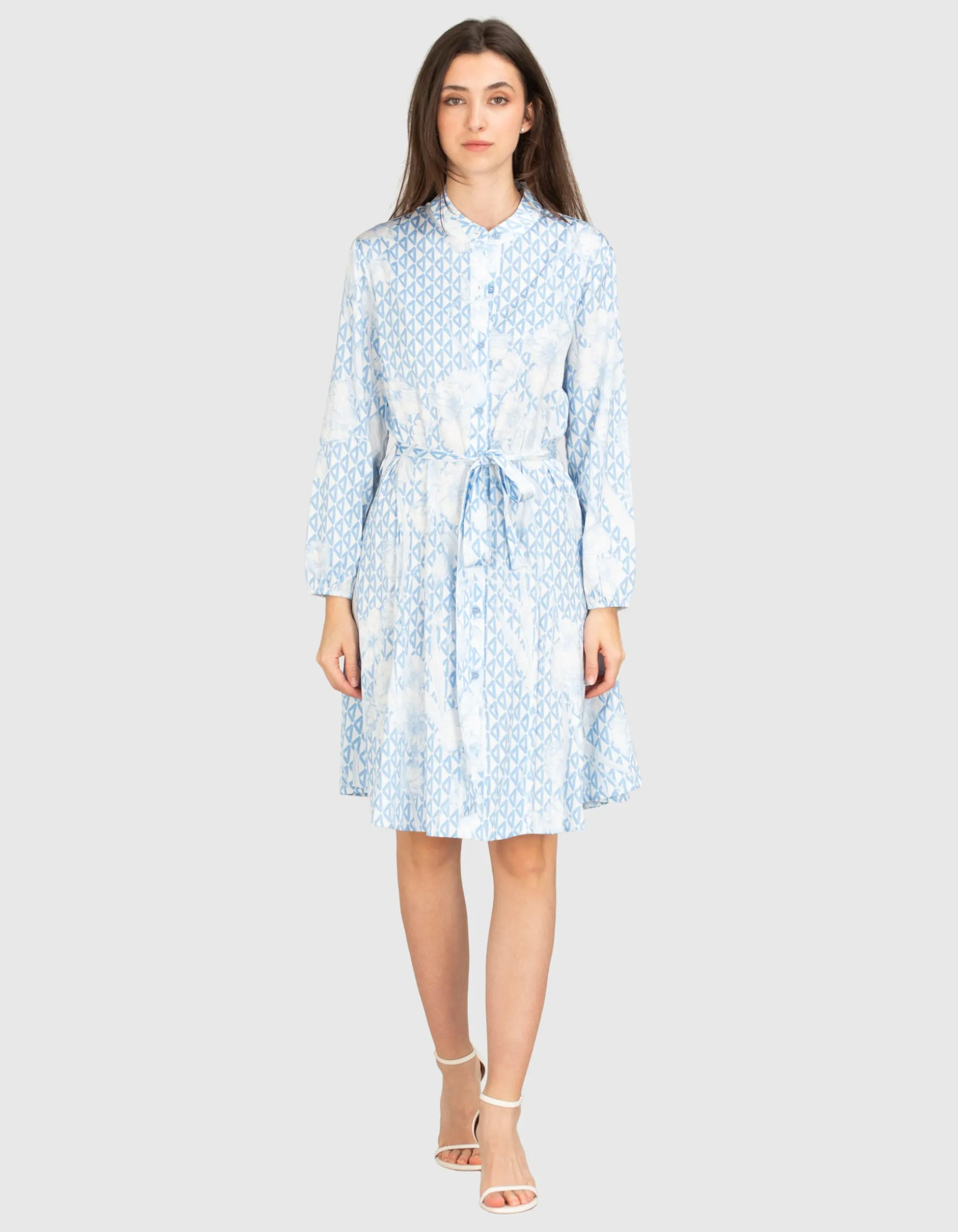 Gemustertes Mini Kleid mit Bindegürtel