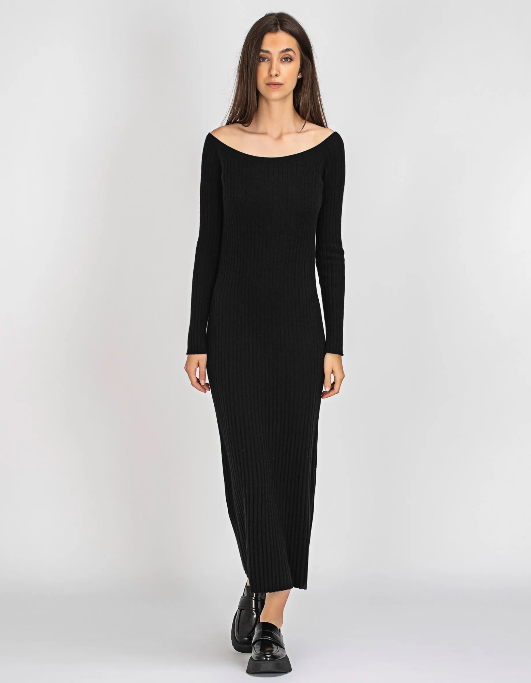 Kaschmir-Kleid mit U-Boot Ausschnitt