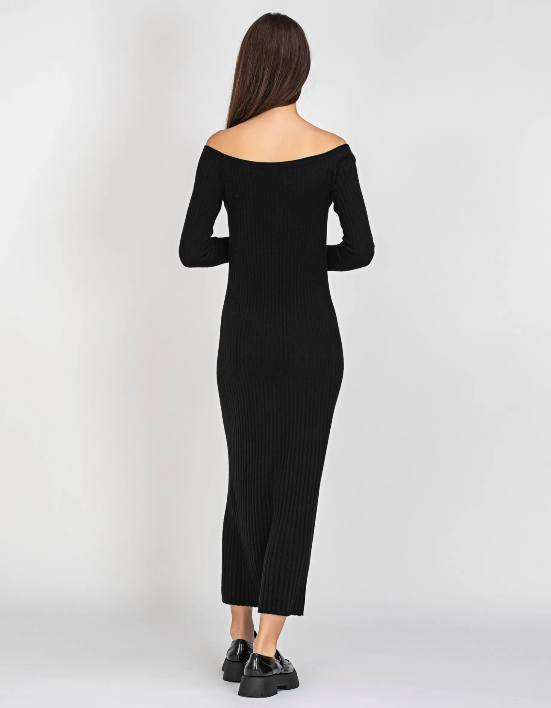 Kaschmir-Kleid mit U-Boot Ausschnitt