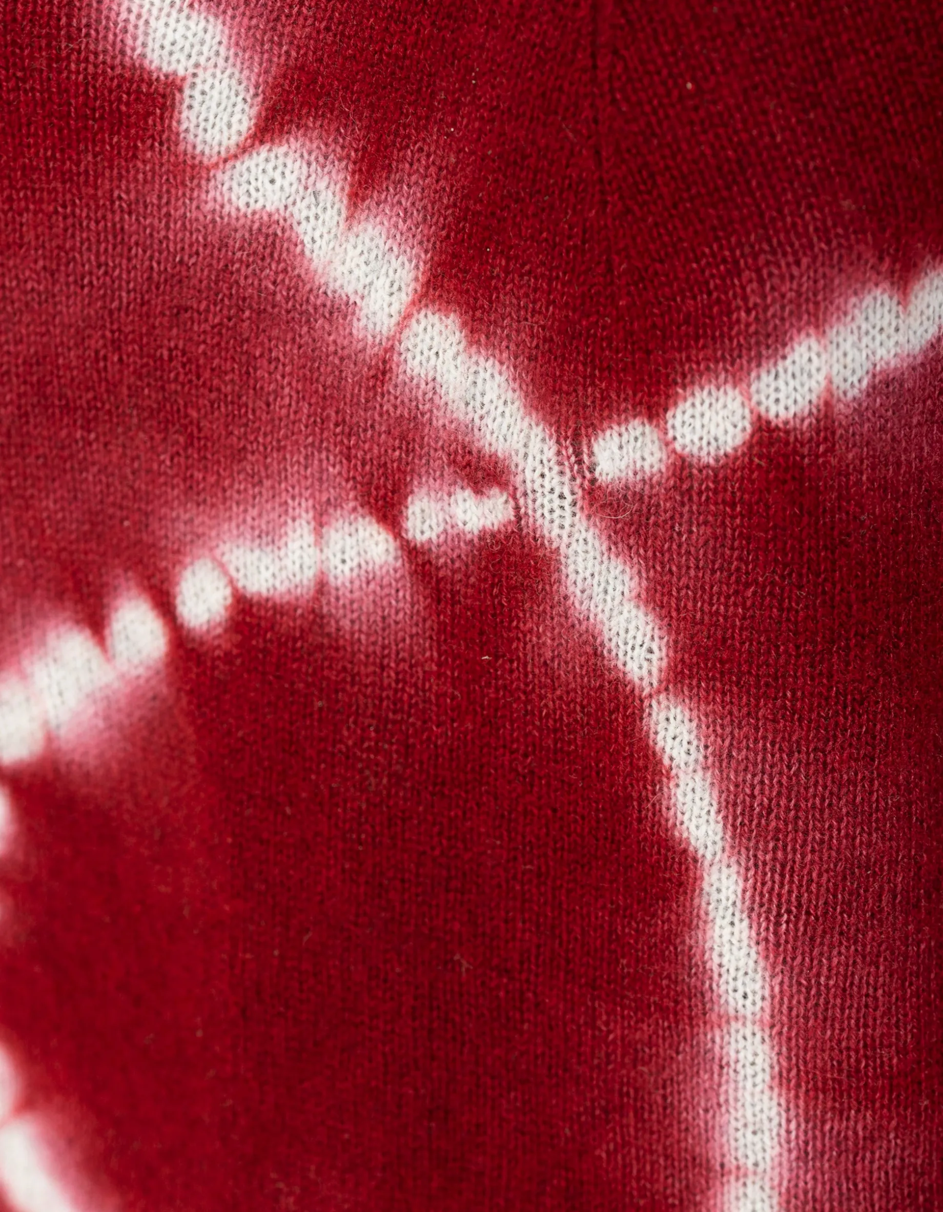Kaschmirpullover im Batik-Design