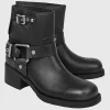 Leder-Boots mit Schnallen