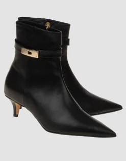 Leder-Stiefelette mit Metall-Verzierung