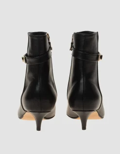 Leder-Stiefelette mit Metall-Verzierung