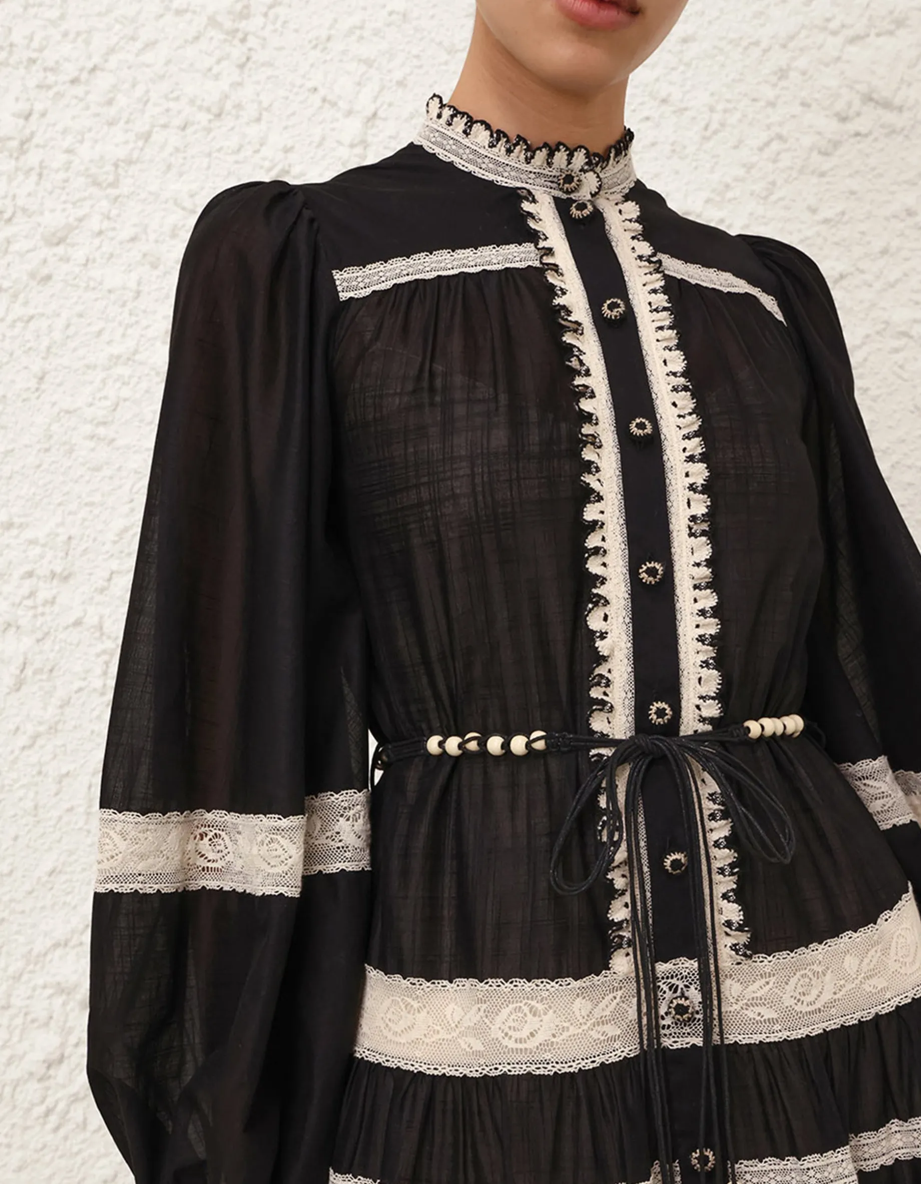 Midi-Kleid Rhiannon Lace Billow mit Spitzendetails