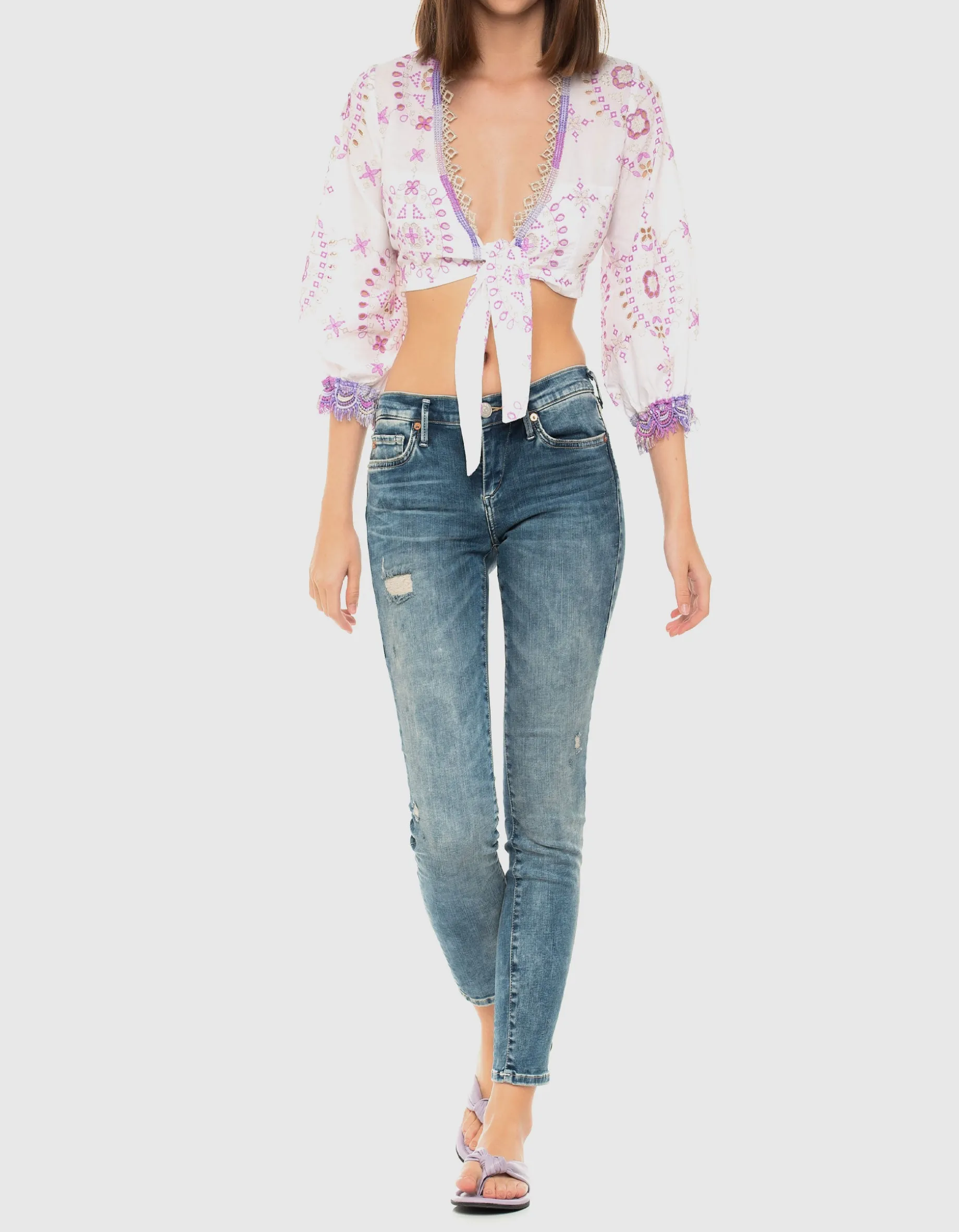 Mid-Waist Skinny Jeans mit Destroyed-Details