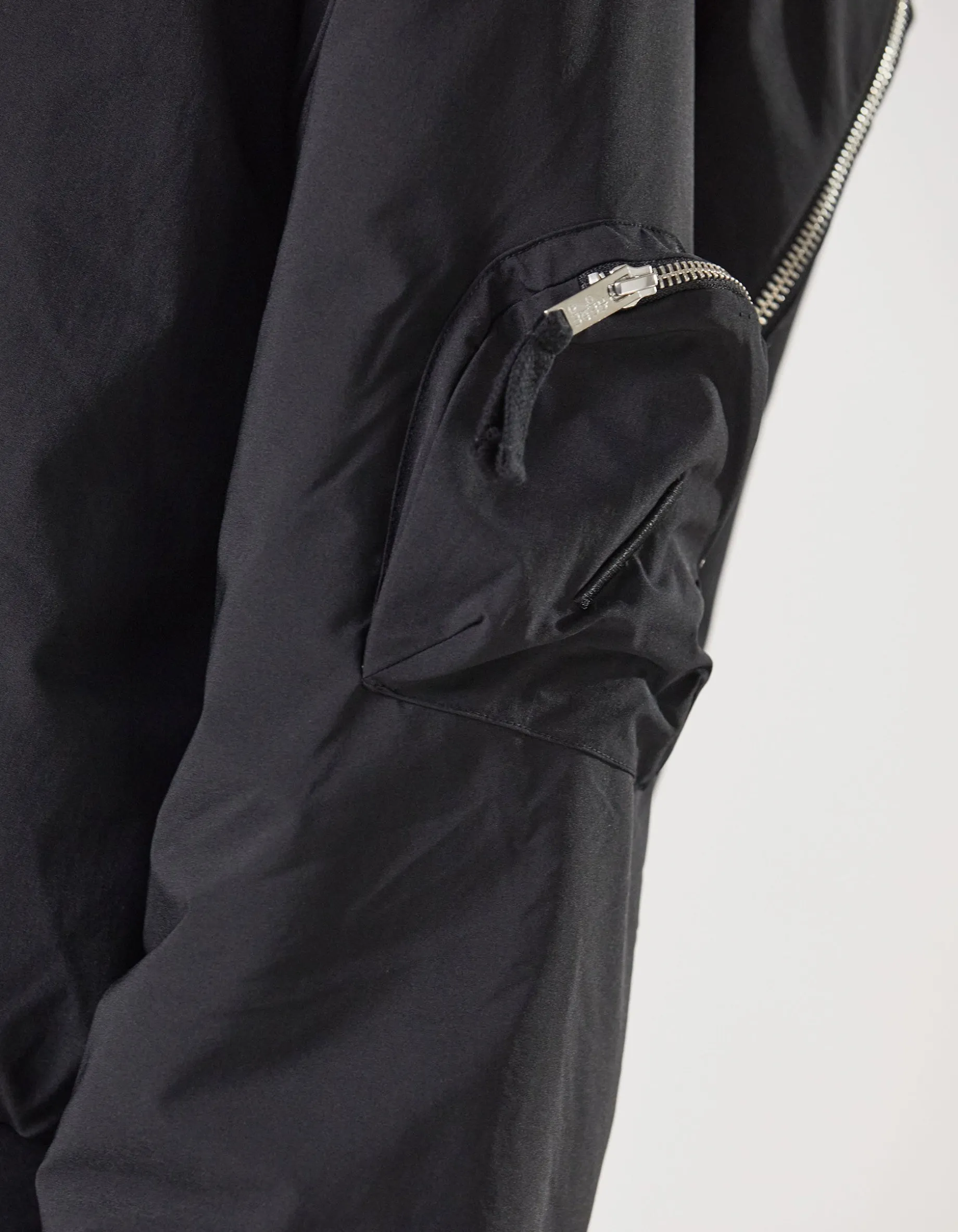 Nylon-Mix Bomberjacke mit Zipper-Details