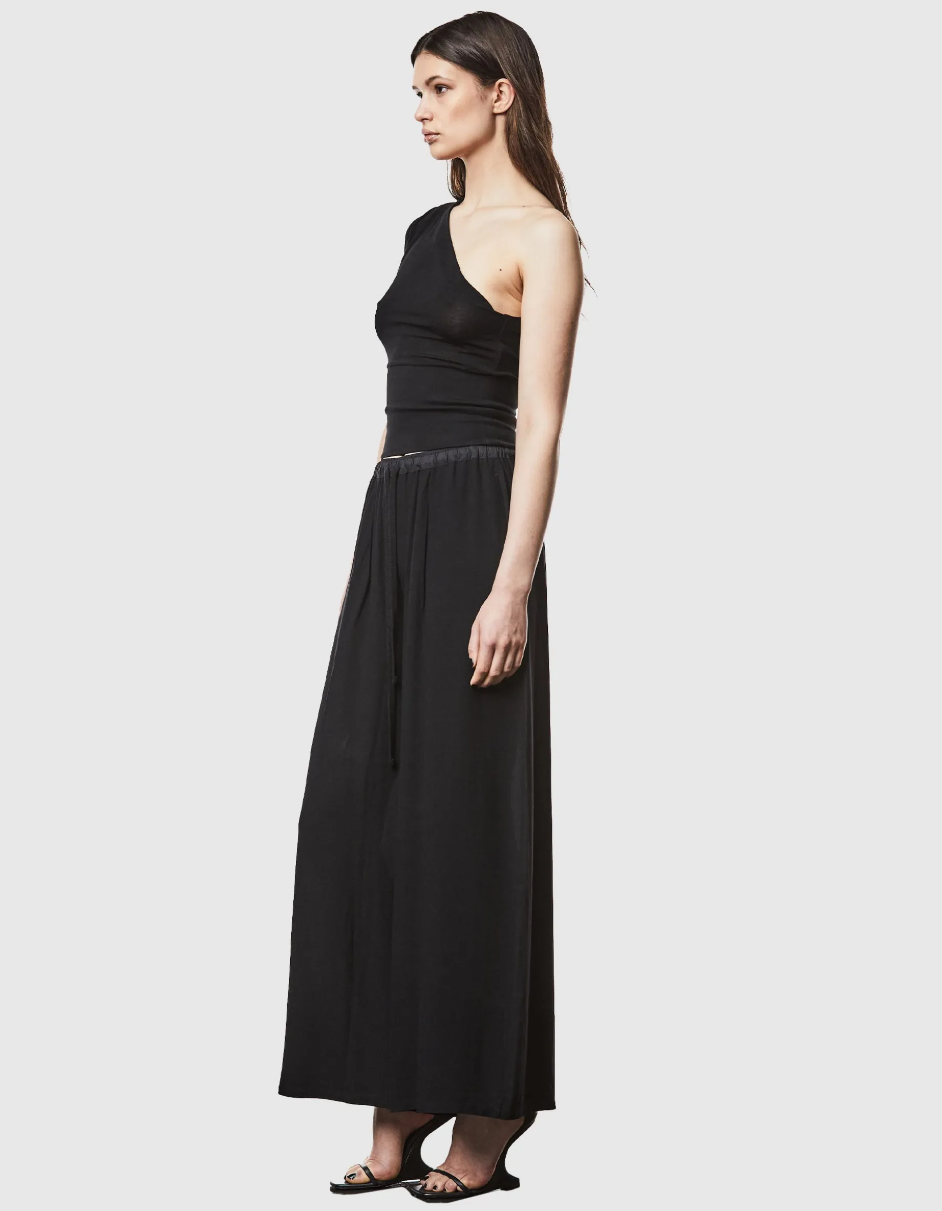 One-Shoulder Top mit Raffung
