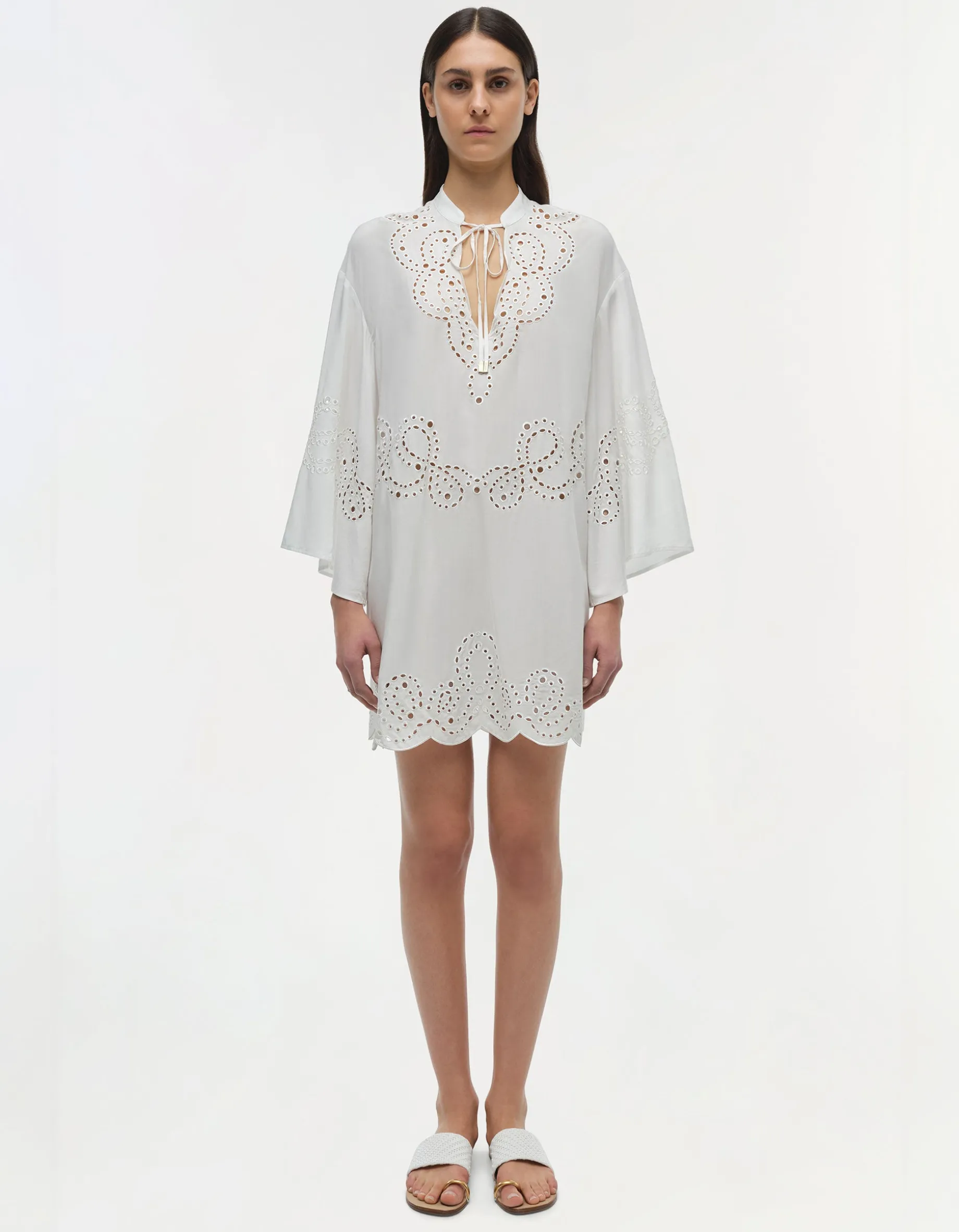 Tunika-Kleid mit Lochstickereien