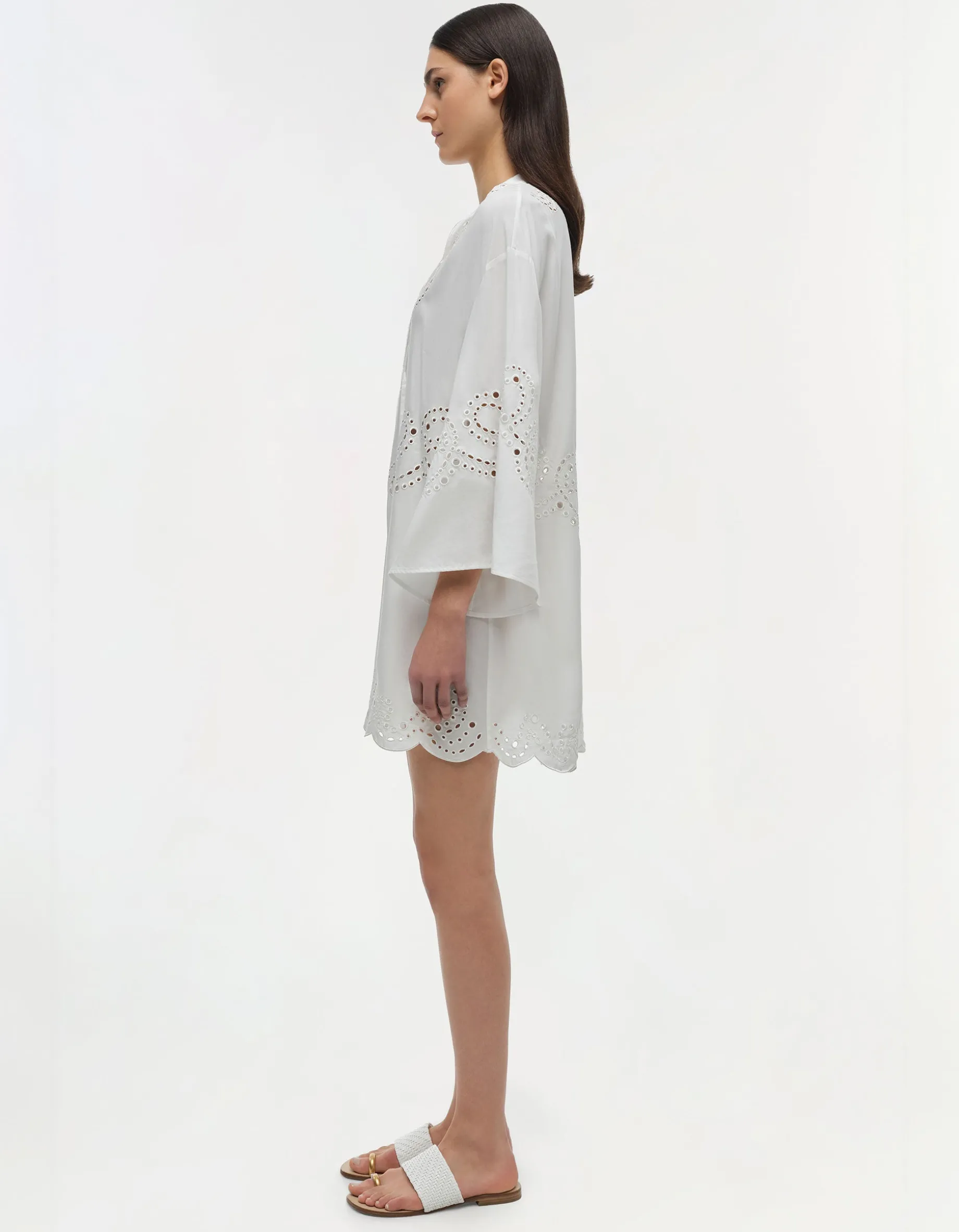 Tunika-Kleid mit Lochstickereien