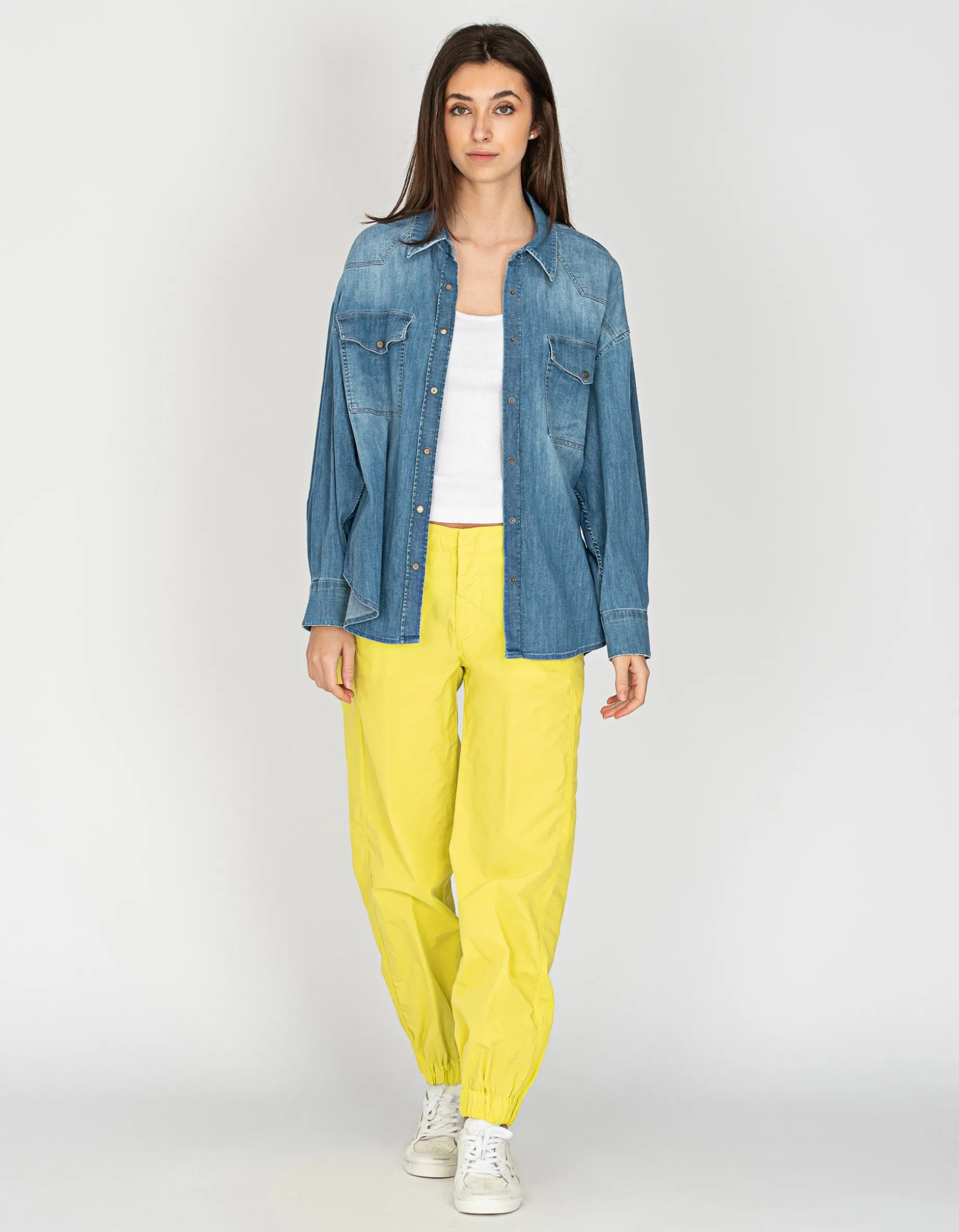 Washed-Out Jeanshemd mit Brusttaschen