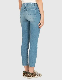 Washed-Out Skinny Jeans Bloom