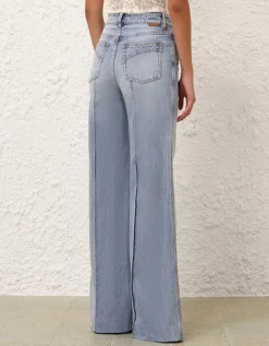 Wide-Flare-Leg Jeans Illuminate