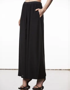 Wide-Leg Hose