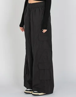 Wide-Leg Hose mit aufgesetzten Taschen