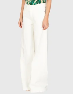 Wide-Leg Jeans