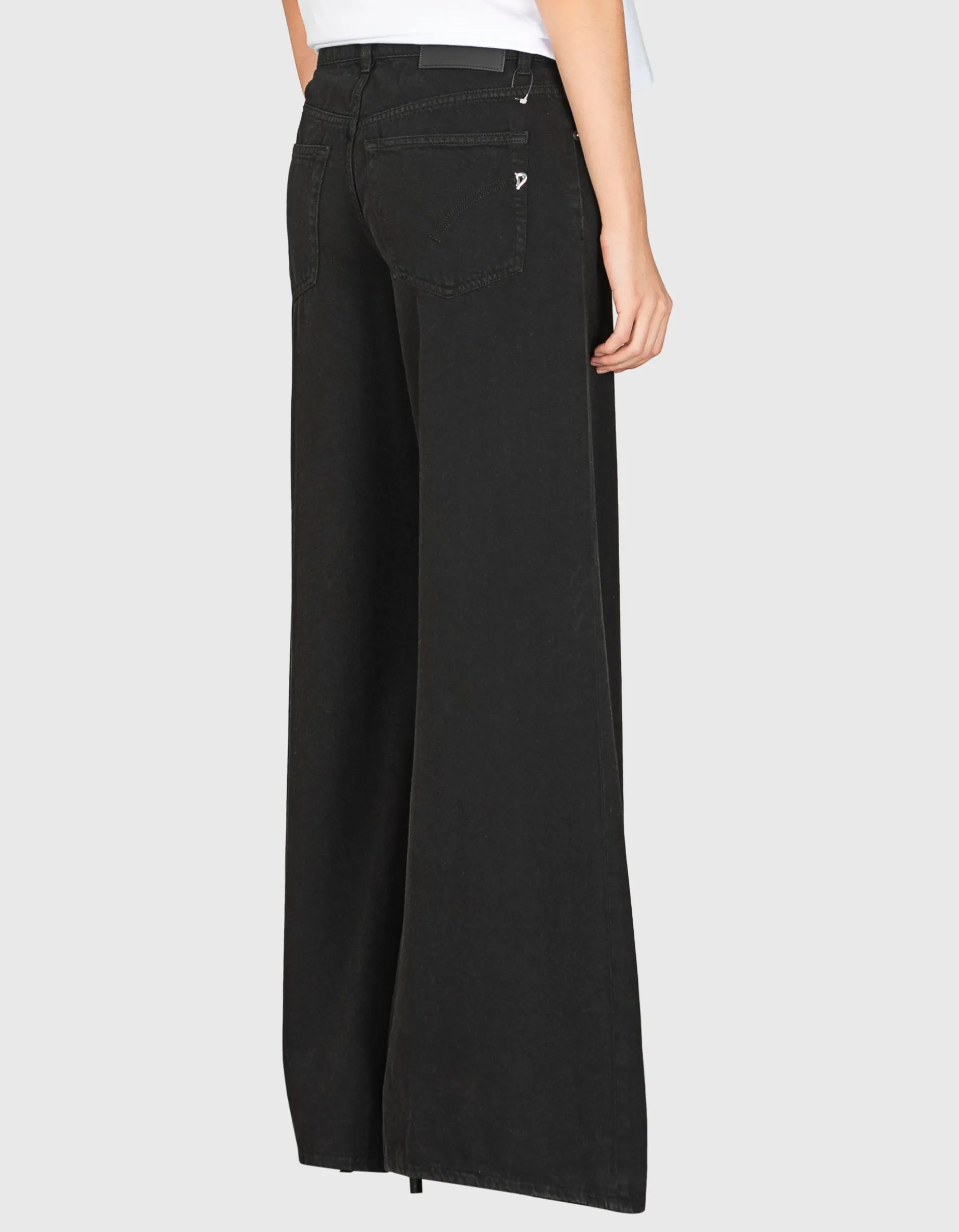 Wide-Leg Jeans