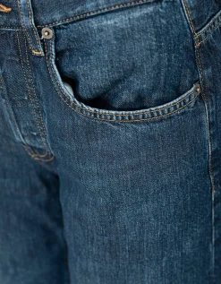 Wide-Leg Jeans