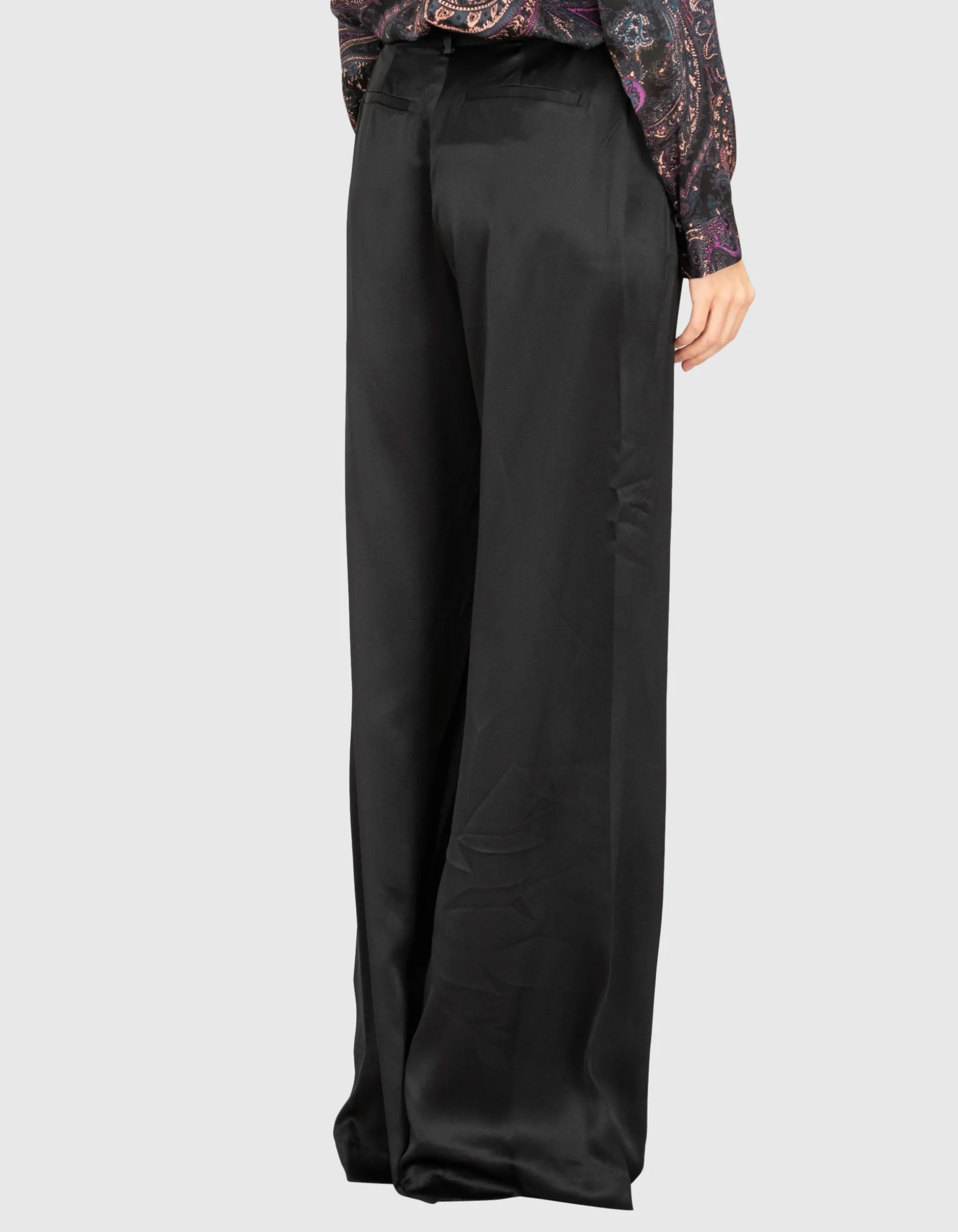 Wide-Leg Seiden-Hose