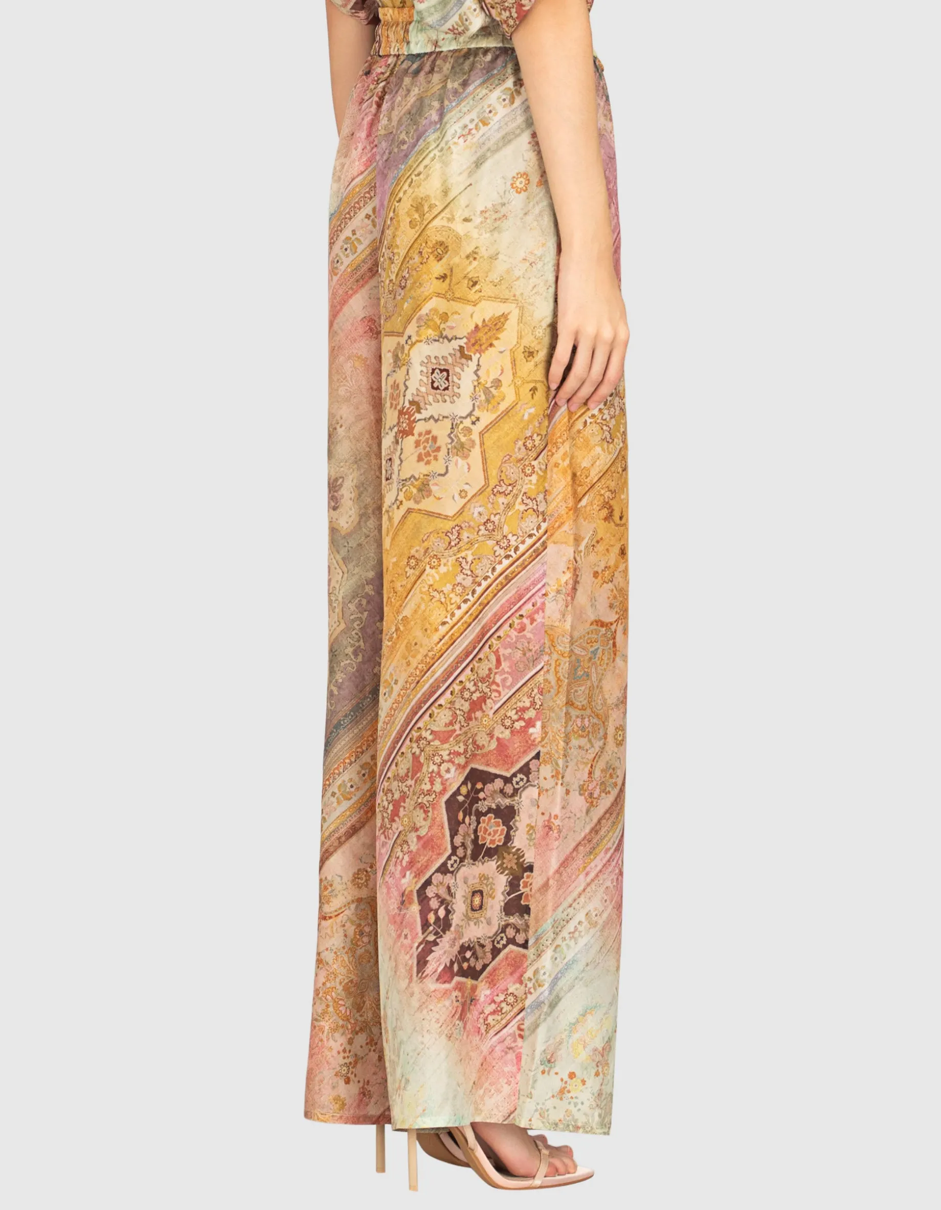 Wide-Leg Seidenhose Tallow
